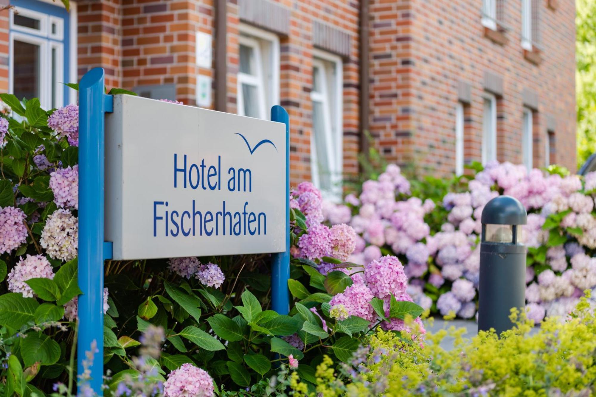 Hotel Am Fischerhafen 디춤 외부 사진