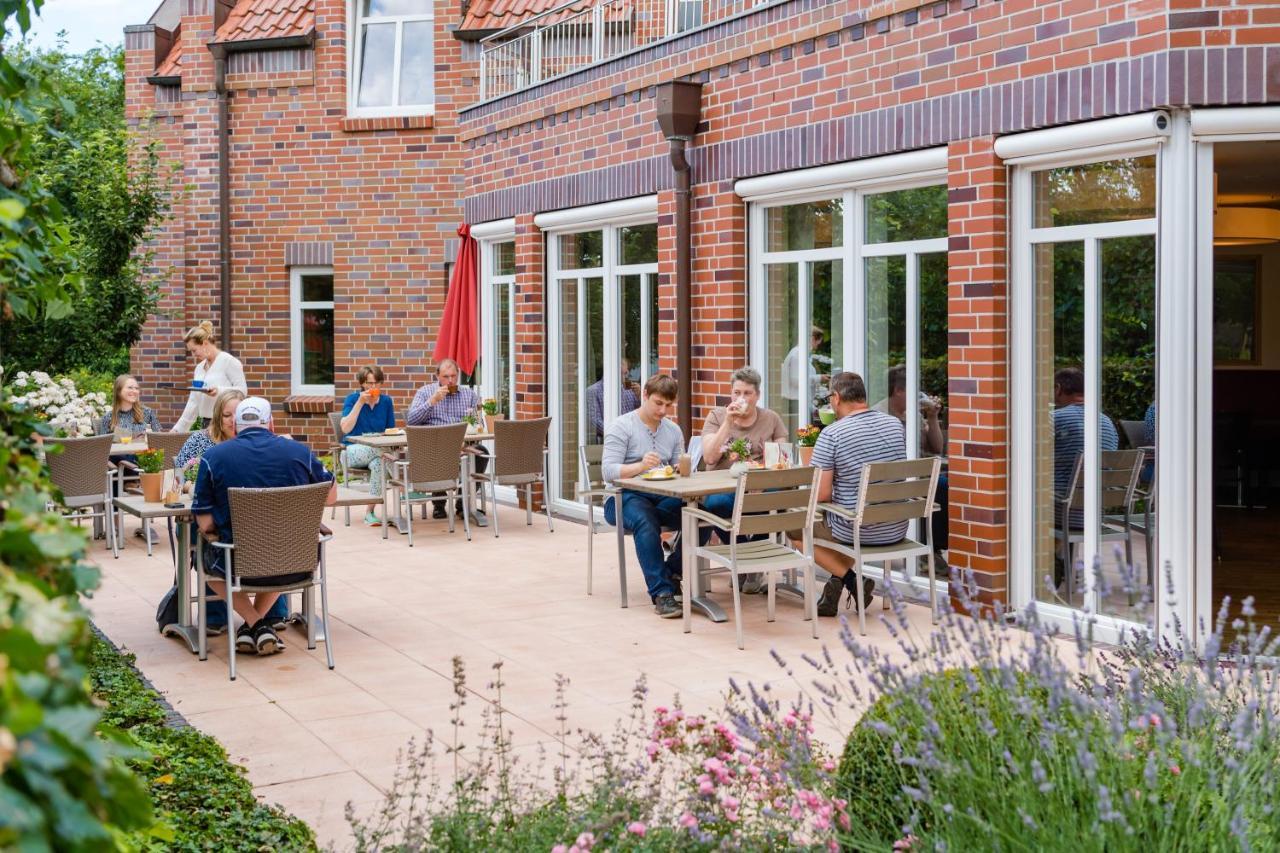 Hotel Am Fischerhafen 디춤 외부 사진
