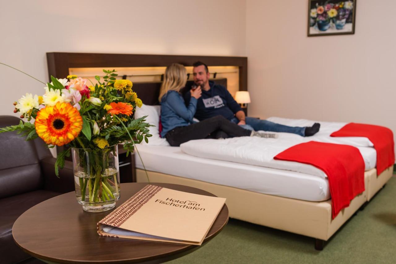 Hotel Am Fischerhafen 디춤 외부 사진